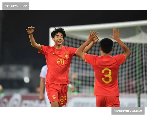 熊猫杯国足防守紧凑度明显提升 协同作战有效限制韩国进攻空间